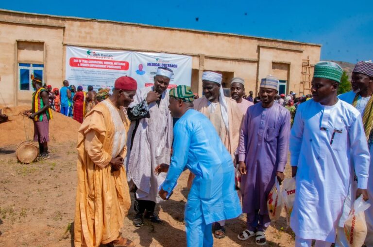Caleb Danladi Foundation holds medical outreach, distributes rice.